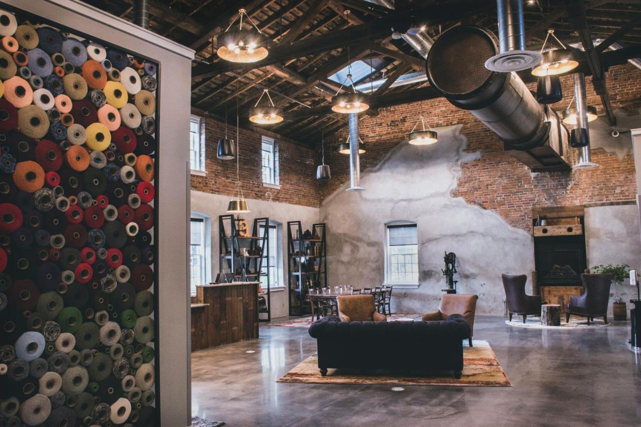 Hotel Millwright Amana Esterno foto