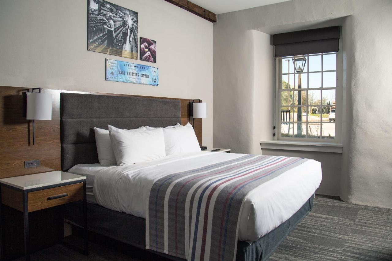 Hotel Millwright Amana Esterno foto